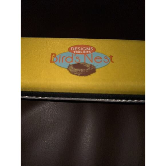 Bird's Nest Tool Kit With Yellow Zipper Case Blade And Information Sheets - Picture 1 of 5